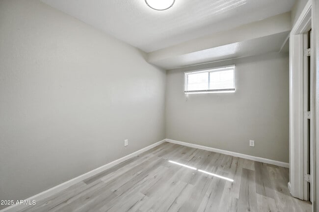 Building Photo - 3025 N 32nd St