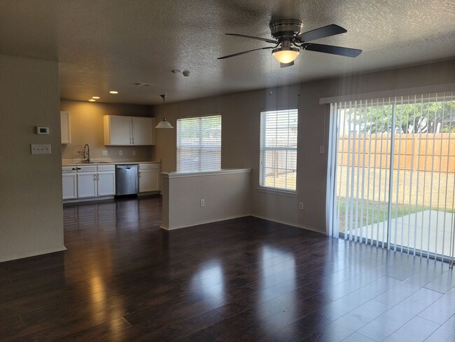 Building Photo - Beautiful 4Bd Culebra/1604
