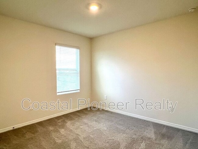 Building Photo - 17506 Canopy Pl