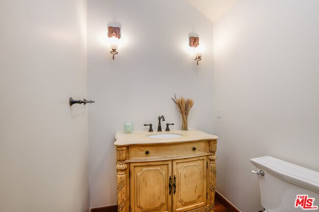 Building Photo - 16790 Marquez Ave