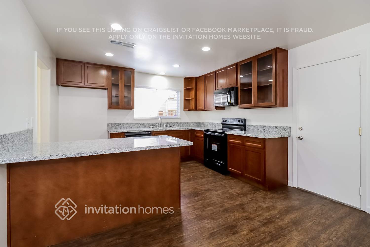 Building Photo - 4317 Stockbridge Ave