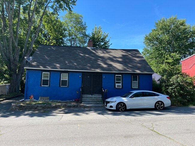 Building Photo - 13 Albro Ave