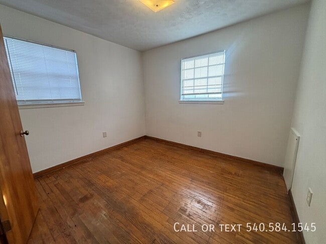 Building Photo - 2828 Idlewild Blvd NE