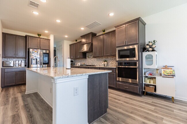 Building Photo - 2332 Giona Pl