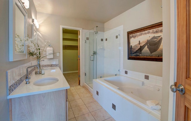 Building Photo - 615 Tantra Dr