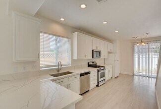Building Photo - Bright 3-Bed Home in Gated Silverado Ranch Community – All Pets Welcome