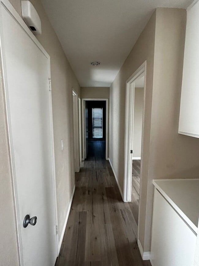 Building Photo - DON'T MISS OUT! HOME AVAILABLE BEGINNING OF MAY