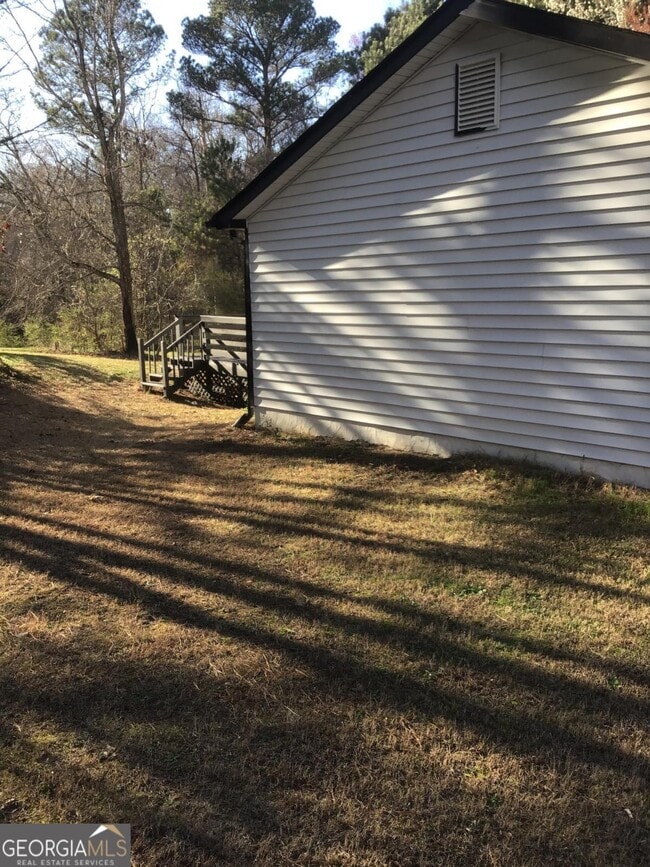 Building Photo - 6345 Peppermill Ln