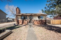 Building Photo - 3211 Fairfield Ln