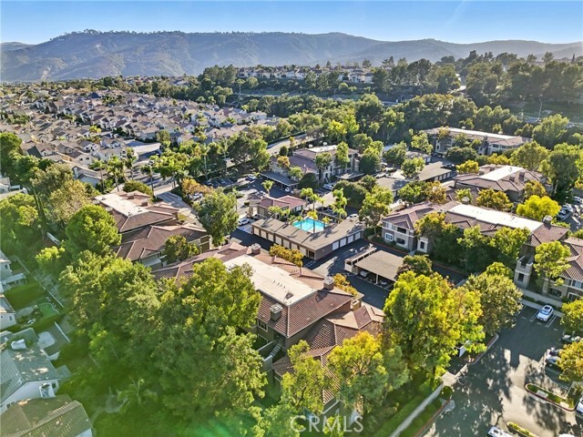 Building Photo - 22681 Oak Grove