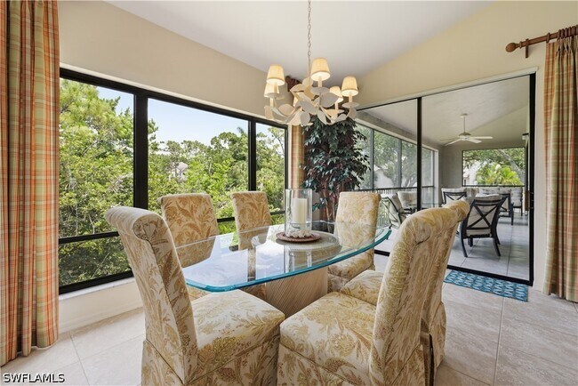 Building Photo - 27038 Oakwood Lake Dr