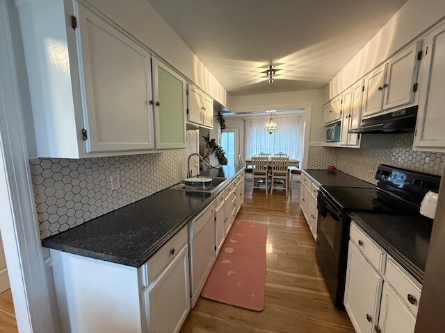Building Photo - 2733 Crosswinds Dr