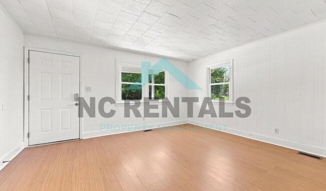 Building Photo - 3512 Clymer St