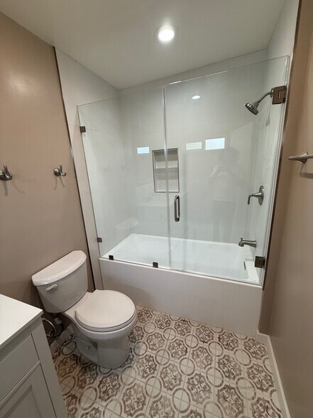 Building Photo - 4769 E Malta St