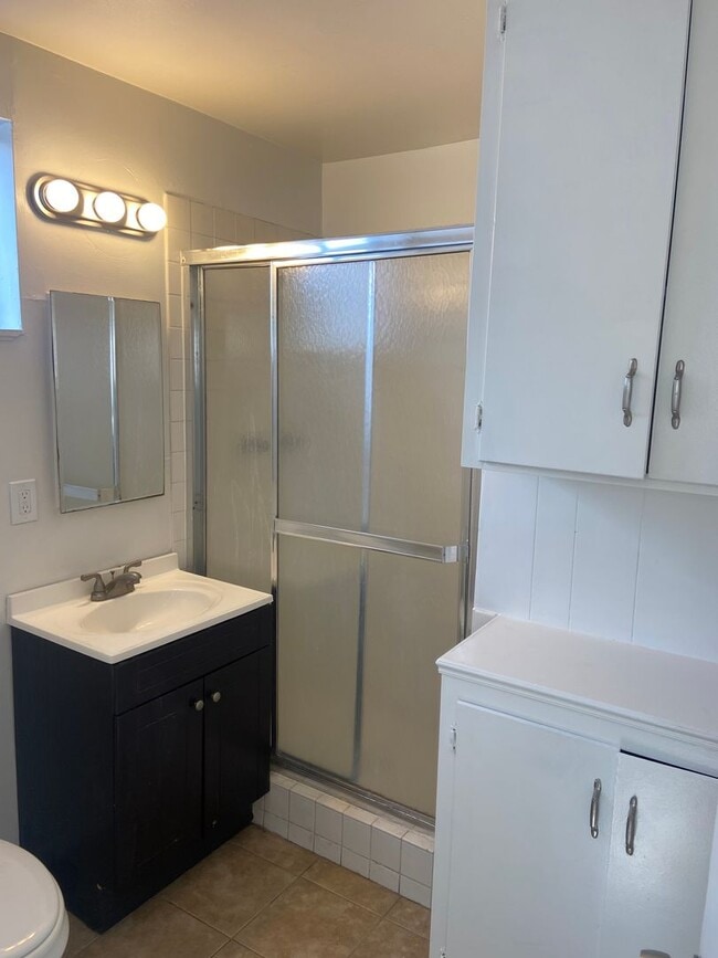 Building Photo - Randall Apartments