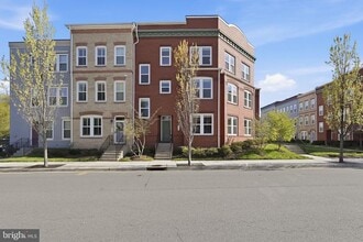 Building Photo - 8923 Quarry Rd