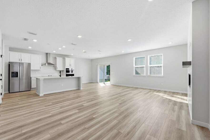 Building Photo - 96509 Stillpoint Wy