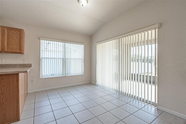 Building Photo - 5700 SW 45th St