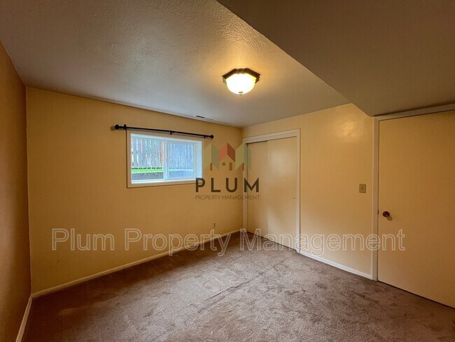 Building Photo - 200 Eddy Ave