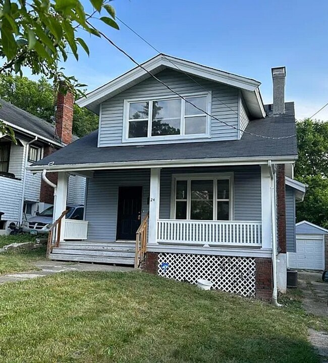 Building Photo - Hidden Gem on a Quiet No-Outlet Street – Move-In Ready 3BR with Garage & Deck Near I-75