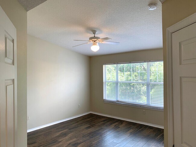 Building Photo - 19207 Harbour Vista Cir