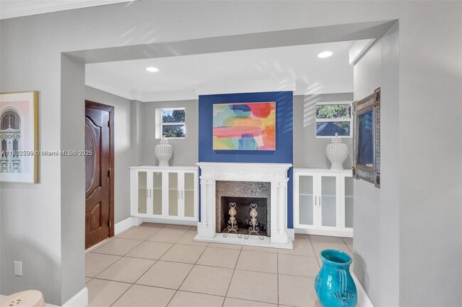 Building Photo - 1033 NW 6th St