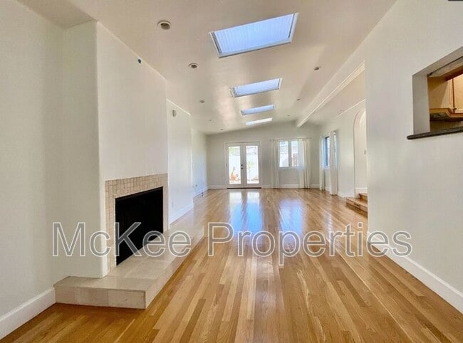 Building Photo - 517 Fifth Street