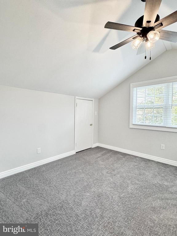 Building Photo - 1 Foxborough Ct