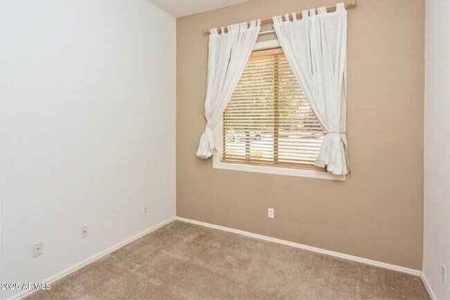Building Photo - 6814 E Perth Ct