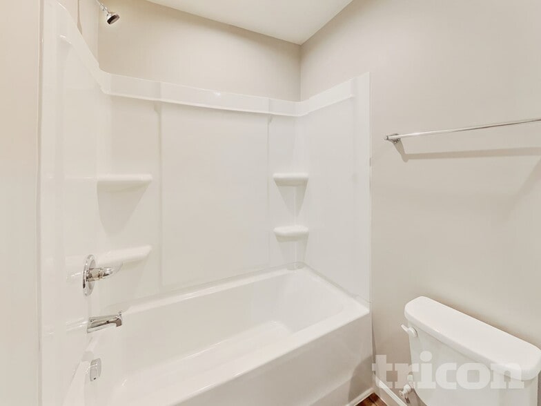 Building Photo - 711 Jacobs Trl