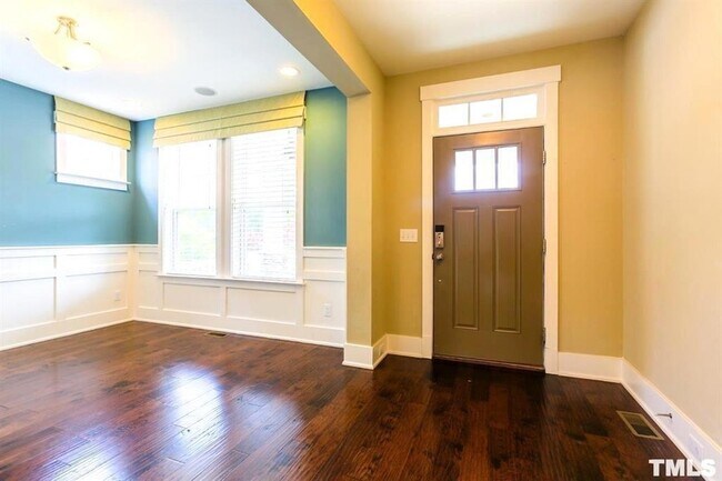 Building Photo - 53 Old Piedmont Cir