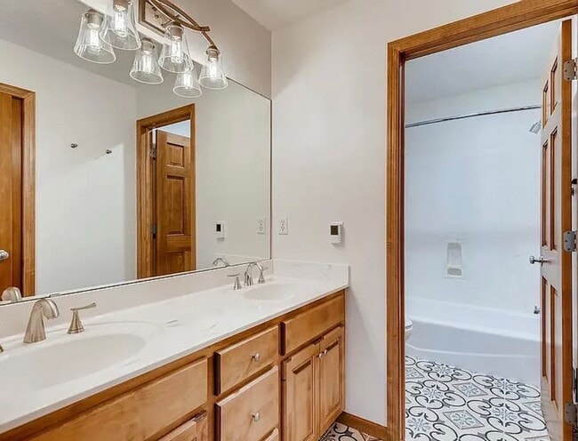 Building Photo - Stunning 4BR/5BA Eden Prairie Home W/Conservation Area Views Available 4/15!