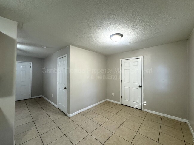 Building Photo - 430 S Parsons Ave