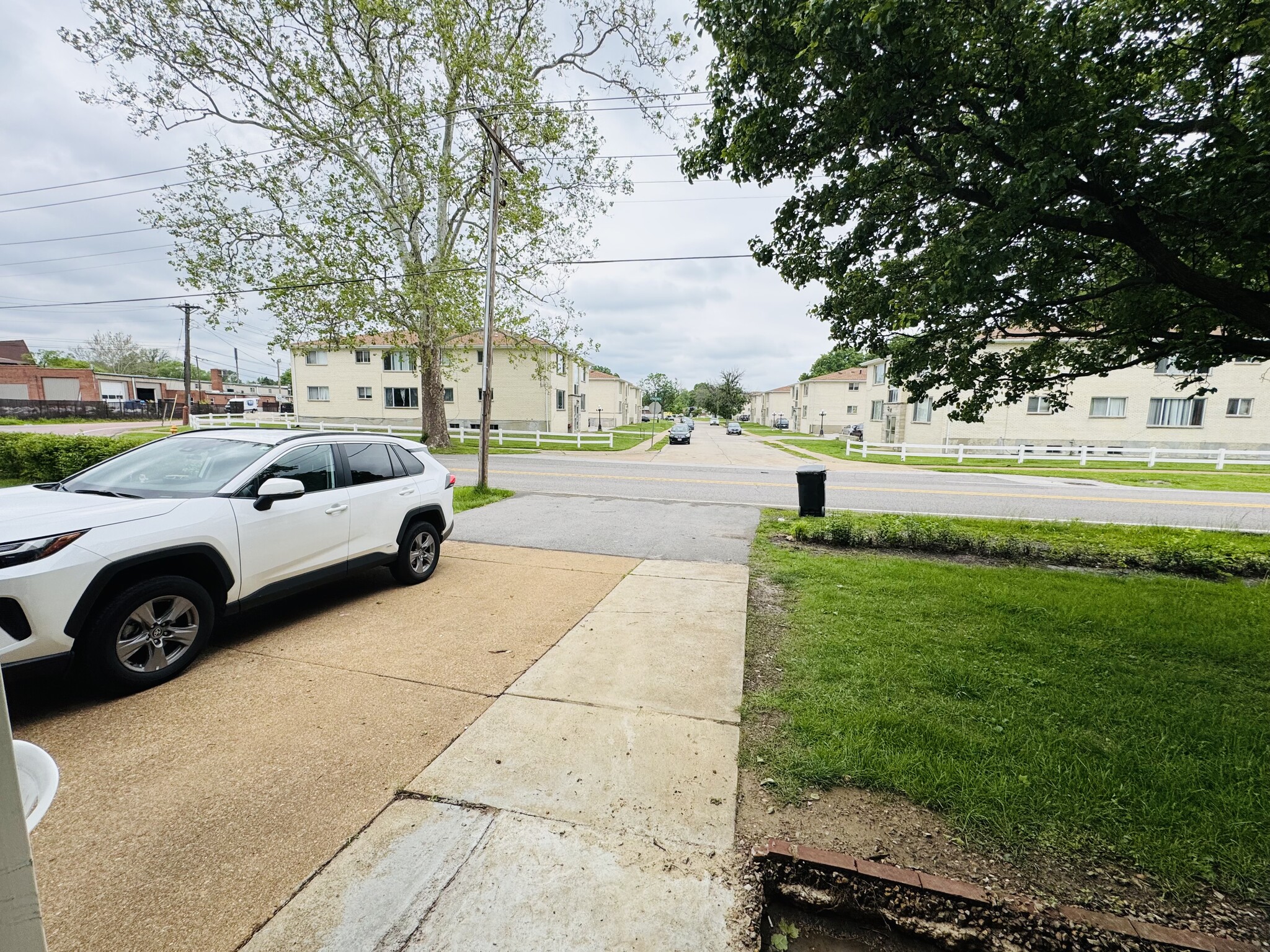 Road side - 246 Union Rd
