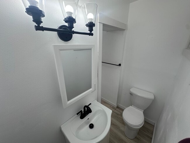 Building Photo - 1016 4th Ave