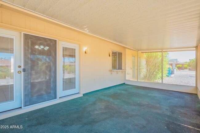 Building Photo - 10733 W Loma Blanca Dr