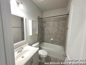 Building Photo - 7915 Needle Crk