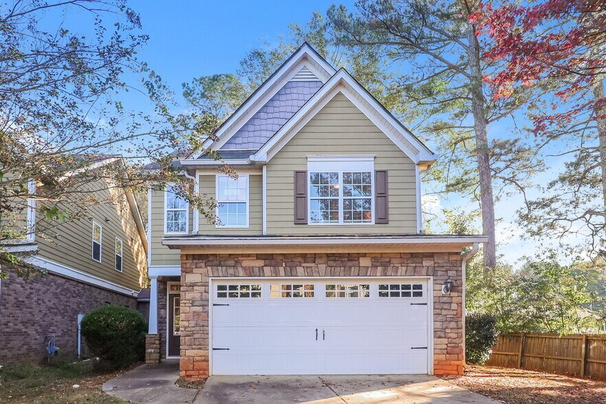 Primary Photo - 12 Preserve Dr