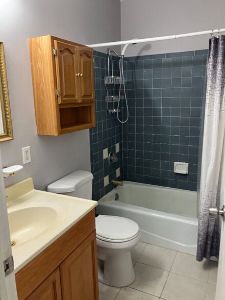 Building Photo - 16 Townley St