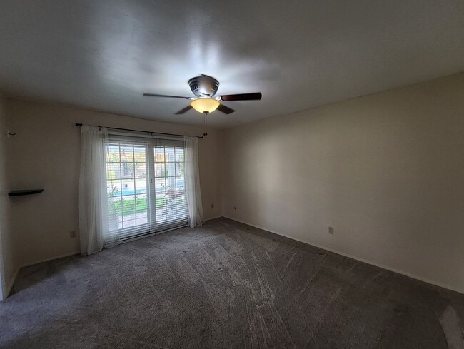 Building Photo - 3416 Waldport Ln