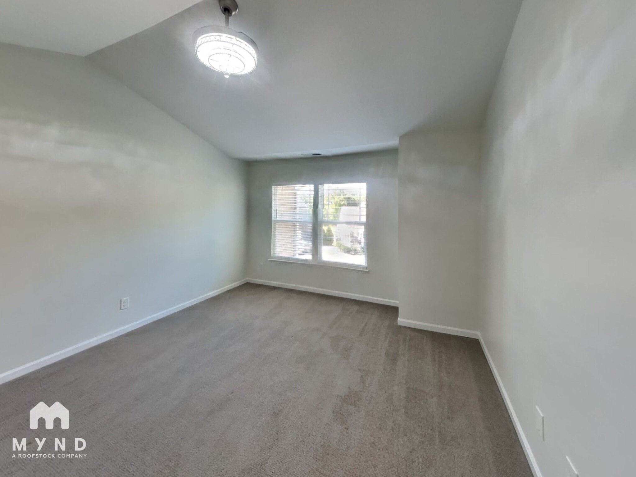 Building Photo - 182 Red Admiral Ct