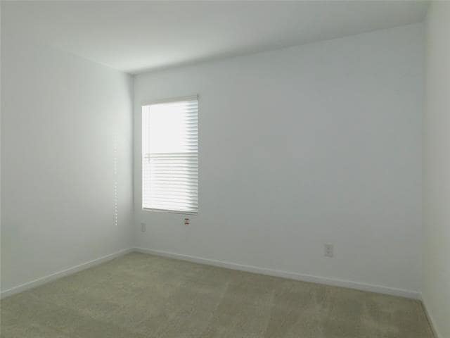 Building Photo - 701 Topline Dr