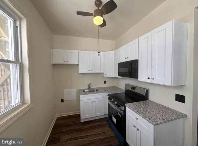 Building Photo - 126 Washington Ave