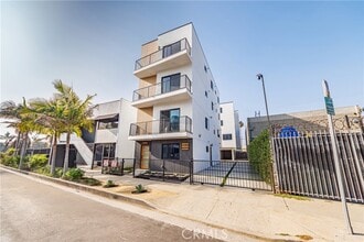 Building Photo - 13463 Beach Ave