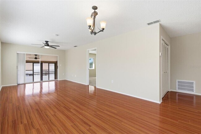 Building Photo - 4440 Pelorus Dr