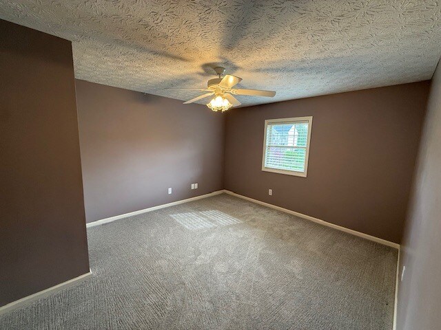 Building Photo - 3028 Pondsford Dr