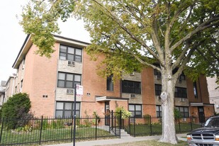 Building Photo - 1600 W Jarvis Ave