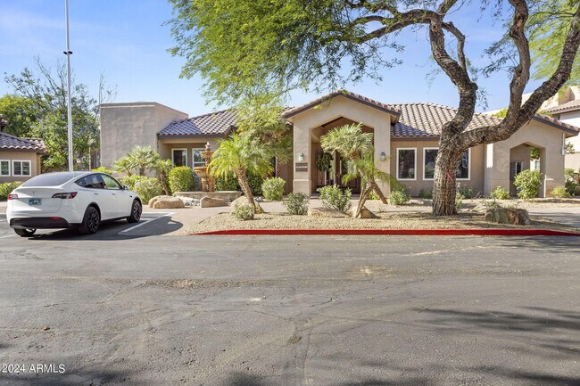 Building Photo - 9451 E Becker Ln