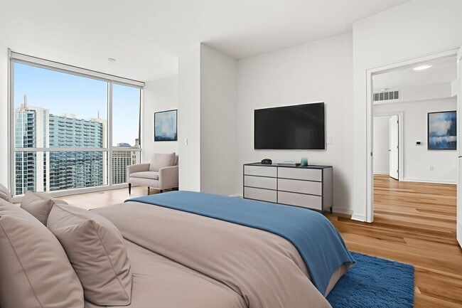 Building Photo - 10 Terminus Luxury 2 Bedroom Condo in Heart of Buckhead