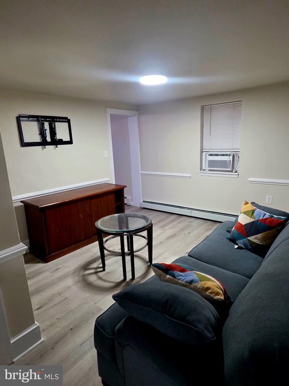 Building Photo - 480 W South St